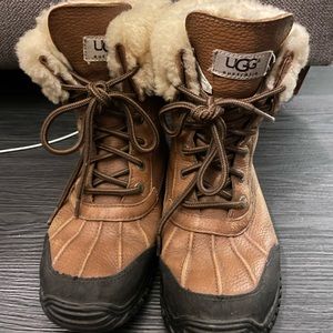 Ugg Adirondack boots